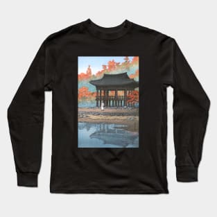 Sanggye Pavilion at Baekyang Temple by Kawase Hasui Long Sleeve T-Shirt